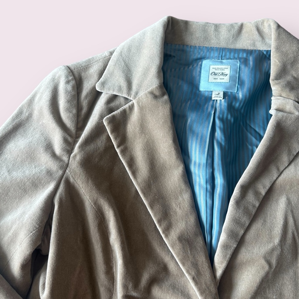 Women’s Old Navy Taupe Velvet Blazer Jacket Crystal And Lace Detail Size Med - Picture 5 of 9